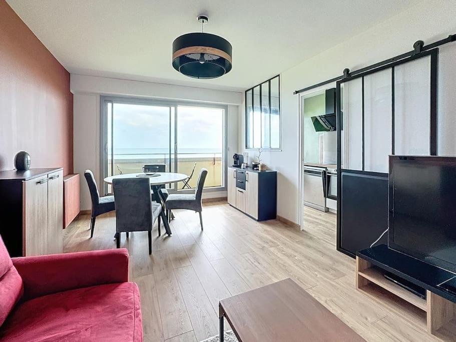 Apartment Face Et Acces Direct